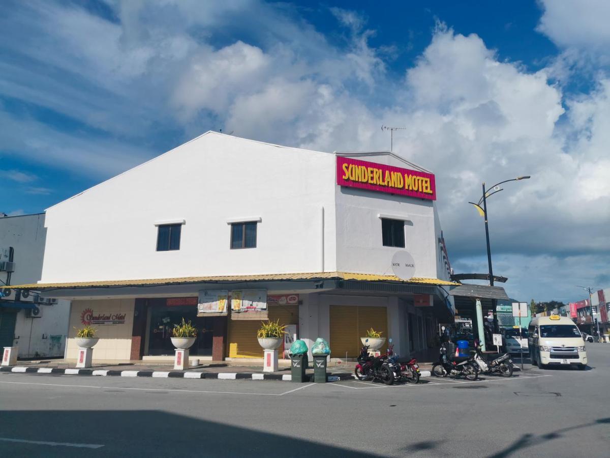 Sunderland Motel Kuah Bagian luar foto